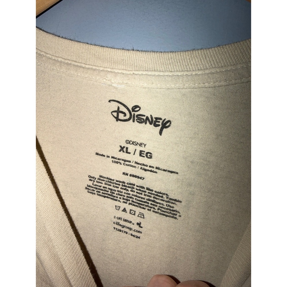 Disney Nature Heals Camping Graphic T-Shirt XL Cream Mickey Mouse & Friends Tee - Picture 7 of 7